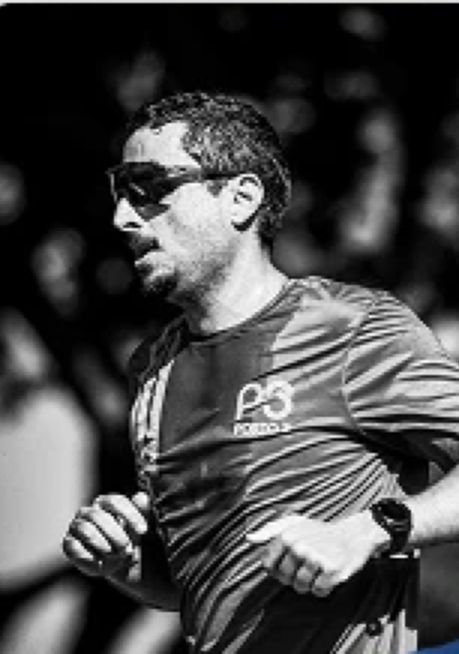 André Kalil correndo em prova